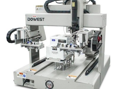 如何選購一臺(tái)鎖螺絲機(jī)工廠！-堅(jiān)豐股份